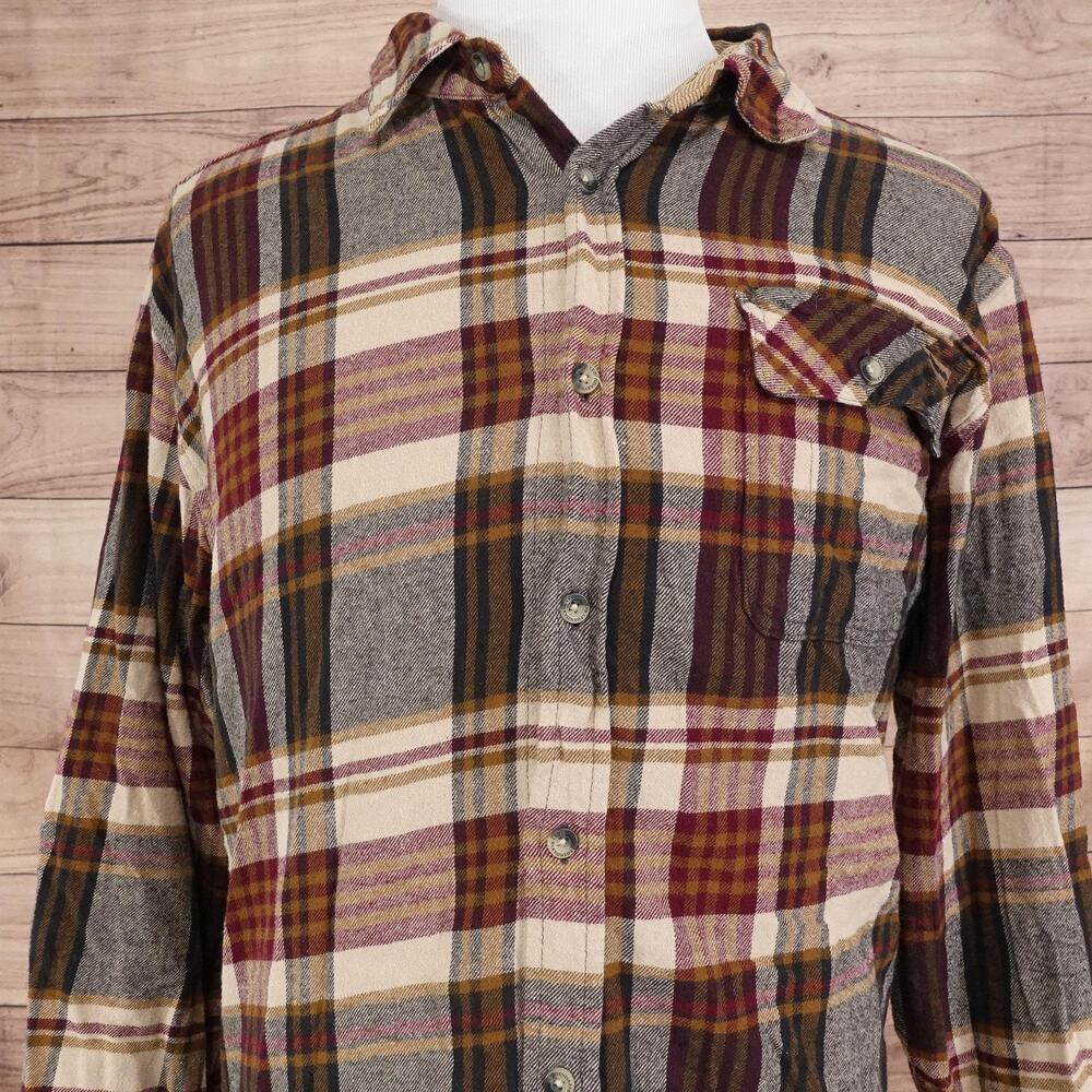 Legendary Whitetails Shirt‎ Mens XL Multicolor Plaid Flannel Button Front Casual
